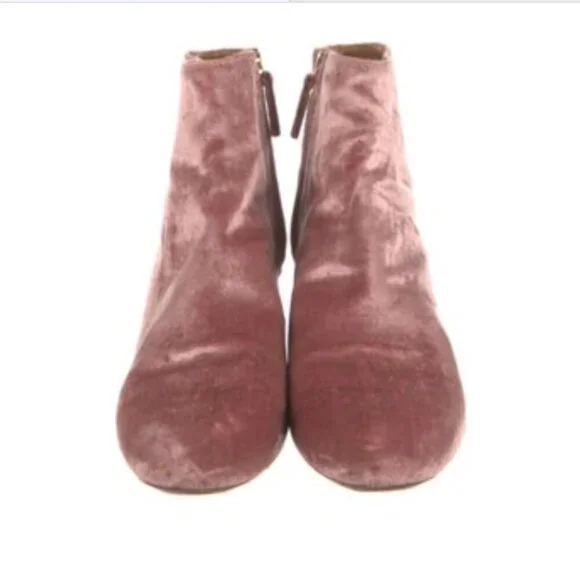 Aquazzura So Me Light Pink Velvet Ankle Boot Size 9 Bootie Heels 2 Inch Pastel - Picture 2 of 11